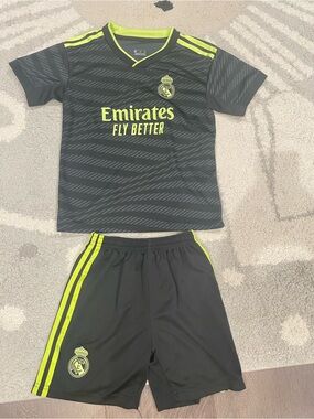 Kids' Black & Neon Yellow Jersey Set - Emirates Fly Better